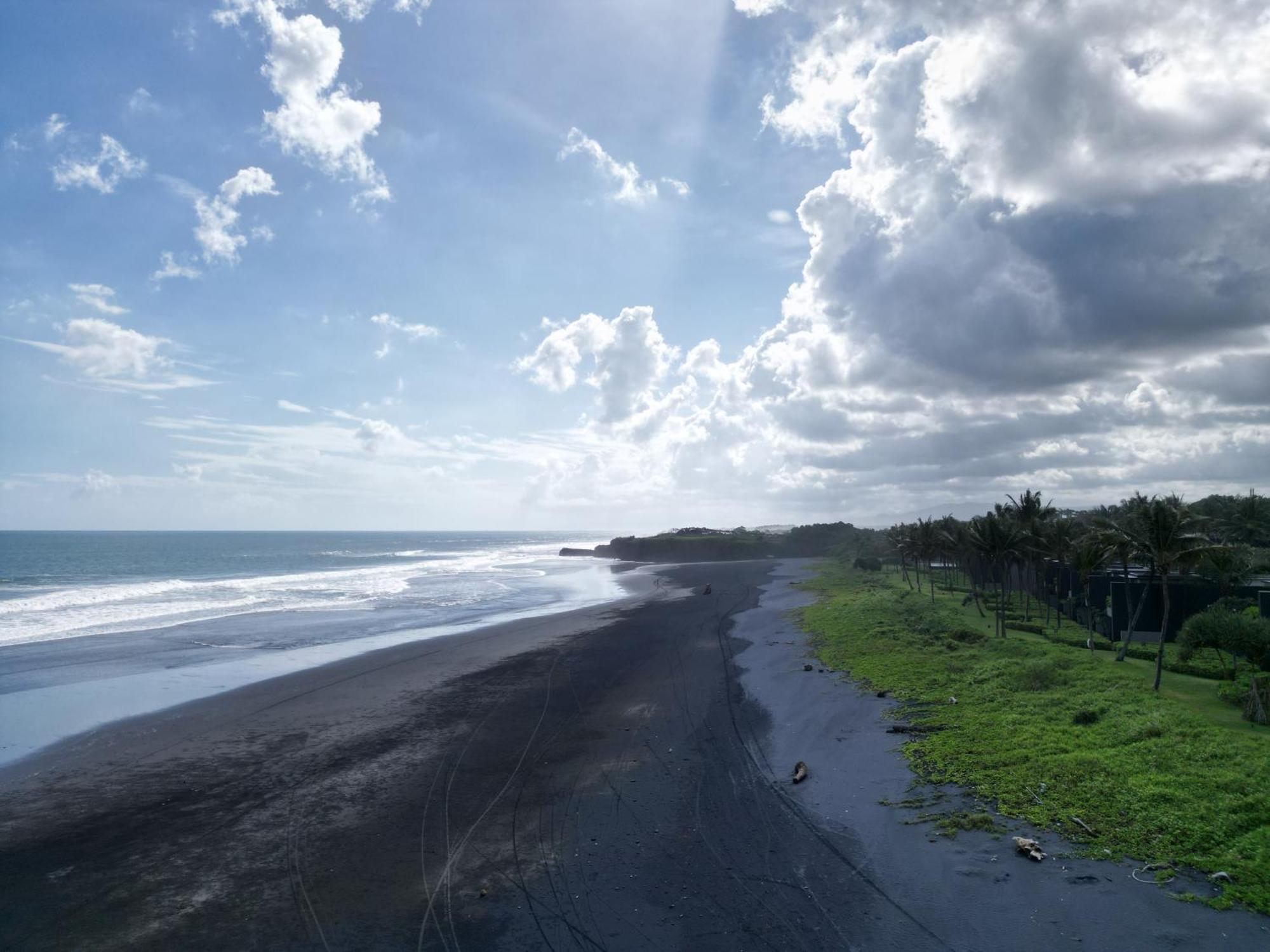 הוילה Tanah Lot Kamalie Bali Luxury מראה חיצוני תמונה